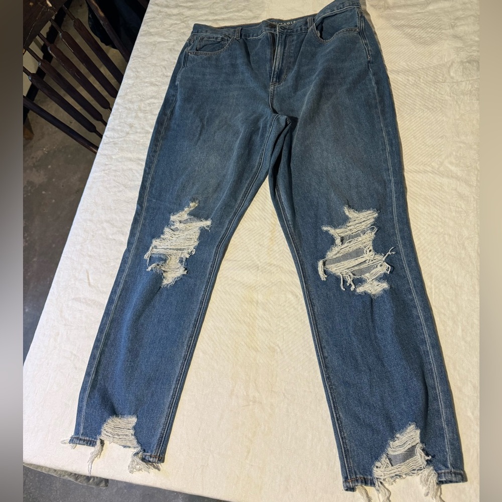 American Eagle Mom Jeans size 16L